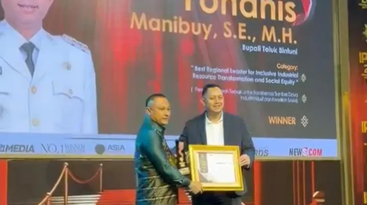 Bupati Teluk Bintuni Raih IPSEA 2026 Berkat Transformasi Pelayanan Publik