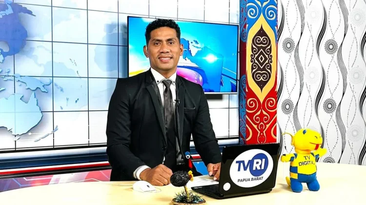 Presenter TVRI Papua Barat Diduga Hanyut di Air Terjun, Tim SAR Lakukan Pencarian