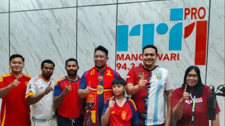 Komunitas Sepak Bola Manokwari Bahas Strategi dan Kualitas Final Piala Dunia