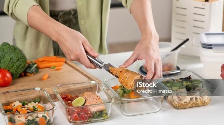 Makanan yang Perlu Dihindari Sesuai Jenis Penyakit
