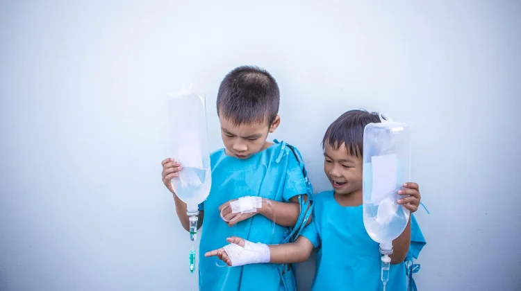 5 Pertolongan Pertama pada Anak Demam.