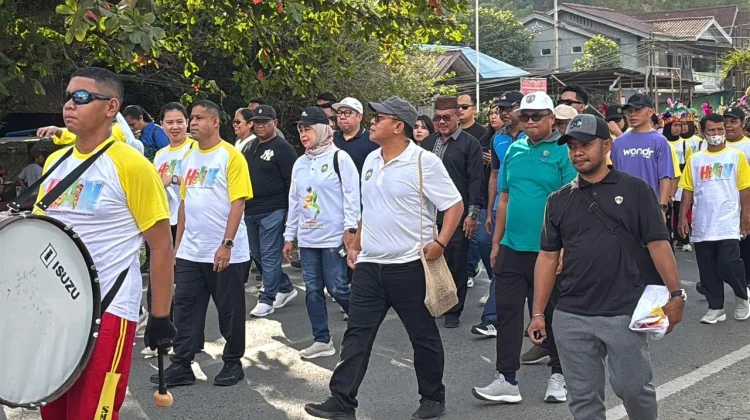 Bupati Bintuni Titip Pesan Pengasuhan Anak di Hari Anak Nasional