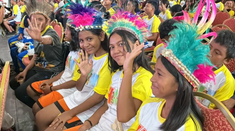 Bupati Bintuni Titip Pesan Pengasuhan Anak di Hari Anak Nasional