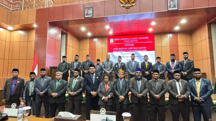 DPRK Teluk Bintuni Sahkan Raperda Pertanggungjawaban APBD 2025