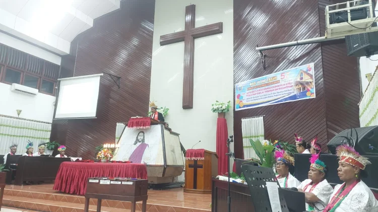 Ibadah Syukur HUT Jemaat GKI Ebenhaezer Fanindi