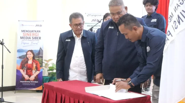 Ketua Umum JMSI Lantik Pengurus Papua Barat Periode 2025-2030