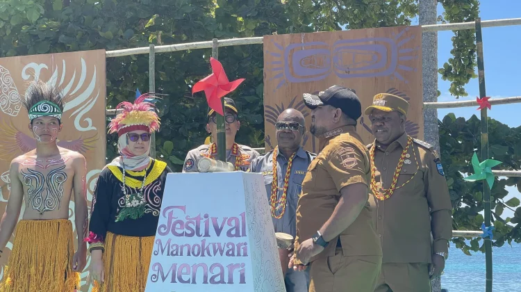 Pemprov Papua Barat Dukung Festival Budaya Perkuat Ekonomi Kreatif