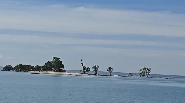 Pulau Raimuti Sedot Perhatian Wisatawan di Provinsi Papua Barat