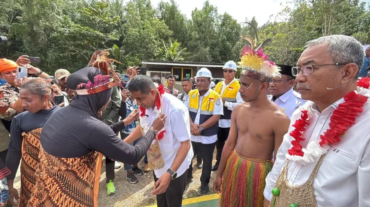 Pelabuhan Babo Dibangun, Bupati Dorong Mess BP Ditutup agar Ekonomi Warga Bergerak