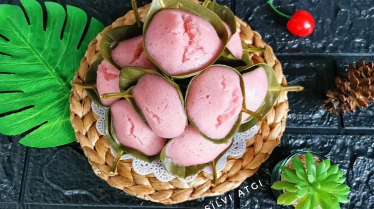 Cuma Setahun Sekali! Apem Conthong Jatisrono, Kuliner saat Grebeg Suro