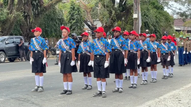 Gerak Jalan HUT RI di Bintuni Diikuti 41 Regu, Sekolah Keluhkan Persiapan Mendadak