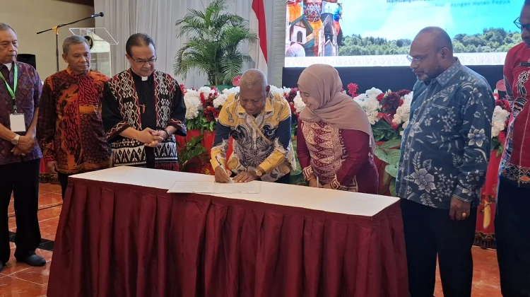 Gubernur Papua Barat Dorong Kolaborasi Lintas Agama Lindungi Hutan