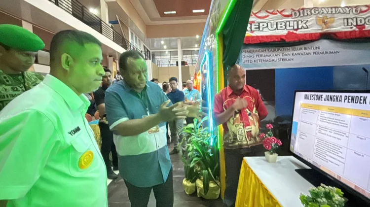 Pameran Inovasi Teluk Bintuni Dibuka, Warga Diajak Nikmati Layanan Gratis