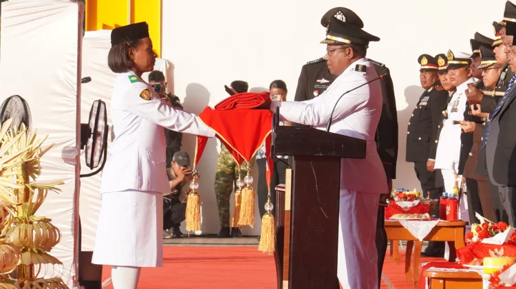 Wabup Joko Lingara Menjadi Irup Penurunan Bendera HUT ke-81 RI