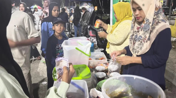 Puncak HUT RI di Bintuni Bawa Berkah, UMKM Raup Jutaan Rupiah