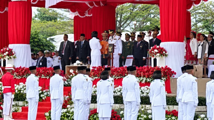 Langkah Tegap Sophia, Persembahan Kecil untuk Merah Putih