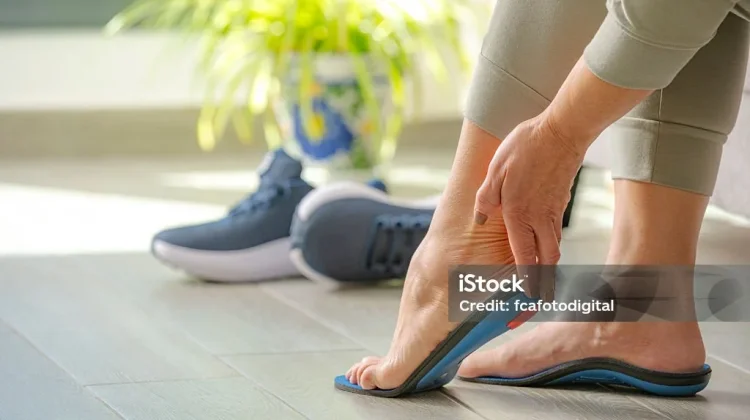 Begini Cara Sederhana Atasi Telapak Kaki Pecah-Pecah