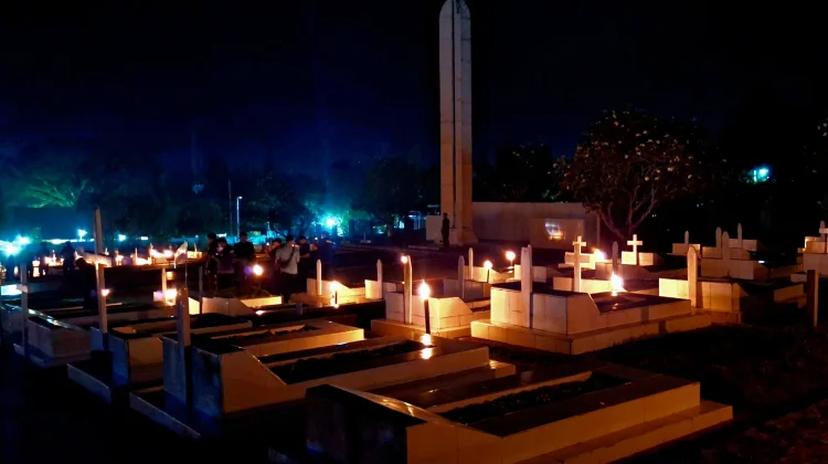 Kapolda Papua Barat Pimpin Apel Kehormatan dan Renungan Suci