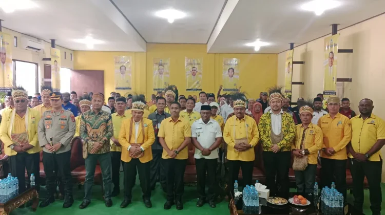 Samaun Dahlan Targetkan Golkar Rebut Kursi Ketua DPRK Bintuni 2029