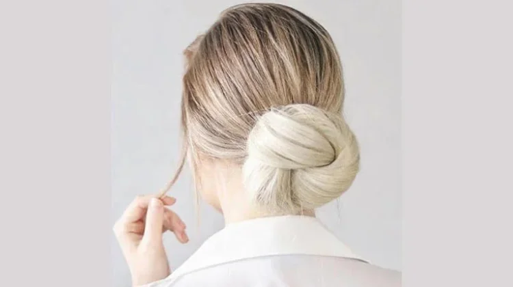Model Rambut Sanggul Modern yang Simple dan Elegan