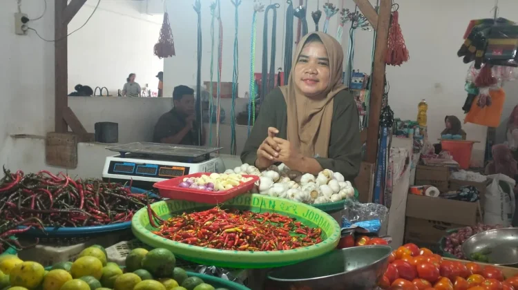 Harga Cabai di Pasar Manokwari Tembus Rp100 Ribu per Kilogram