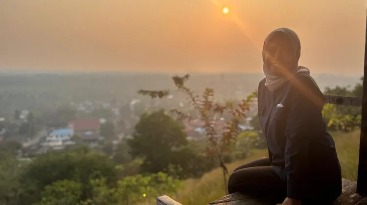 Menyapa Senja dari Ketinggian Bukit Bintang di Kabupaten Teluk Bintuni