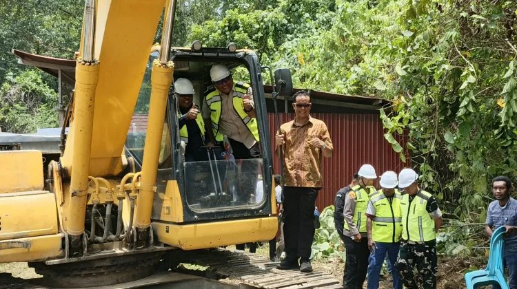 Akses Baru Gunung Meja Buka Peluang Wisata dan Rekreasi