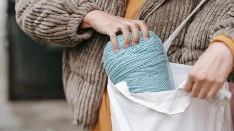 Kenapa tas perempuan isinya penuh dengan barang?