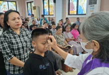Umat Katolik Merayakan Rabu Abu, Pertanda Dimulainya Masa Prapaskah