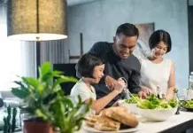 4 Tips Memulai Pola Hidup Sehat di Keluarga