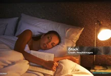 Jangan Sepelekan Kebiasaan Tidur Sambil Membaca