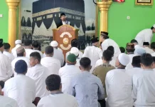 Warga Binaan Lapas Manokwari Khusyuk Ikuti Sholat Idul Fitri Bersama