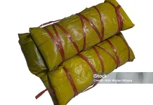 Buras, Kuliner tradisional yang sarat makna dan cita rasa.