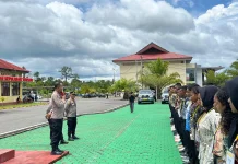 Polres Bintuni Berangkatkan Puluhan Casis Polri Seleksi Lanjutan