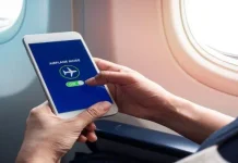 Bukan hanya untuk terbang ini alasan handphone punya mode pesawat