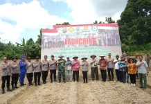 Wakapolda Papua Barat Launching Penangkaran Benih Jagung Petani Milenial OAP