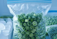 Cara menyimpan daun bawang agar awet, gunakan wadah kedap udara