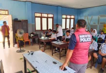 Polisi Bintuni Edukasi Bahaya Narkoba di SMP Muhammadiyah