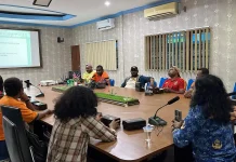Kampung Bola Fanimo Ramaikan Konvoi Akbar Piala Dunia di Manokwari