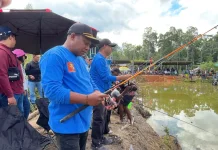 Ratusan Warga Antusias Ikuti Lomba Mancing HUT Bintuni