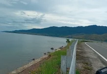 Pariwisata Pantai sebagai Sumber Pendapatan Masyarakat pesisir Setempat