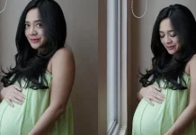 Beberapa artis yang hamil anak pertama setelah belasan tahun penantian