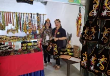 UMKM Kalimantan Timur Kenalkan Produk Khas Dayak di Pameran Pesparawi Nasional