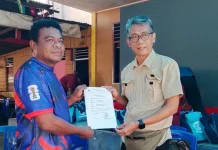 Kampung Piala Dunia Fanimo menerima Bantuan Kemasyarakatan Wapres RI