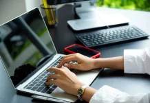 Jarak Ideal Mata dan Layar Monitor