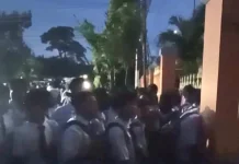 SPMB Hari Pertama di Manokwari Dipadati Pendaftar, Orang Tua Antre sejak Dini Hari