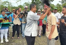 Bupati Bintuni Sambut Hangat Kontingen Pesparani Teluk Wondama 2026