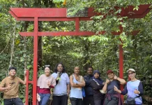 Hiking Gunung di Meja Jadi Favorit Warga Manokwari