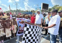 Karnaval Budaya, Dari Rumah Adat hingga Cita-Cita, Merdeka di Jalanan Bintuni