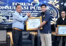 DJPb Papua Barat Beri Penghargaan kepada RRI Manokwari dan Antara sebagai Mitra